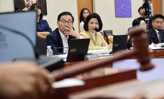 이진숙 의원 '발언·표결 제한' 결의안 상정