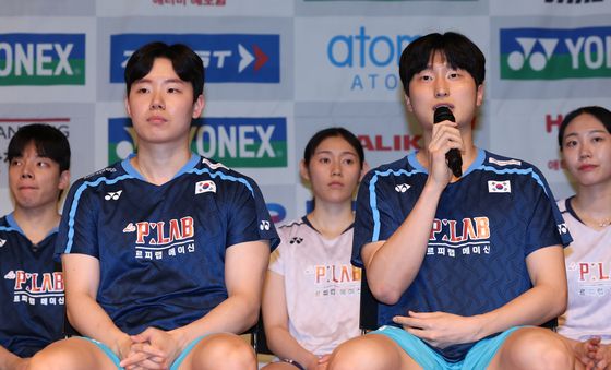 아시안게임 포부 밝히는 배드민턴 복식 김원호·서승재