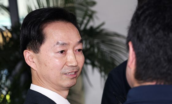 미소 짓는 김지용 중수청장 후보자