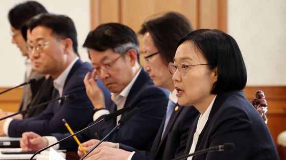 소비자정책위원회 회의 주재하는 한 총리