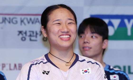 배드민턴 여제의 환한 웃음