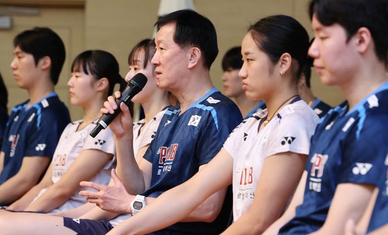아시안게임 각오 밝히는 박주봉 감독