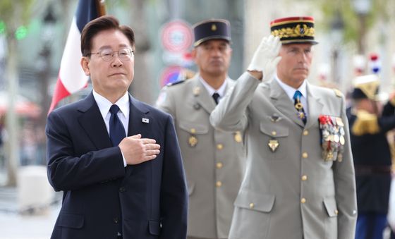 이재명 대통령, 무명용사의 묘 헌화