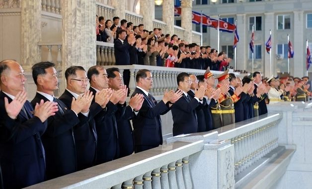 北 당·정·군 간부들, 9·9절 경축행사 참석