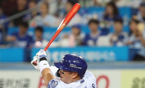 삼성 최형우 '멀티히트'