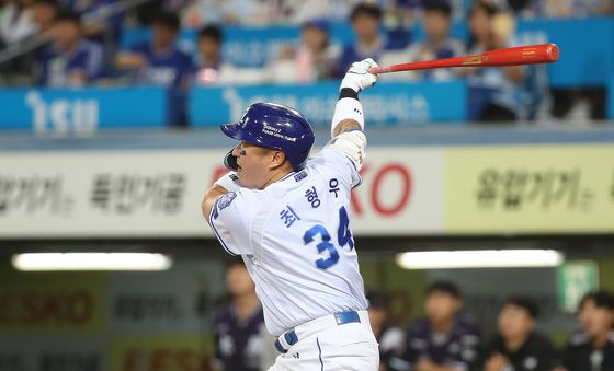 삼성 최형우 '멀티히트'