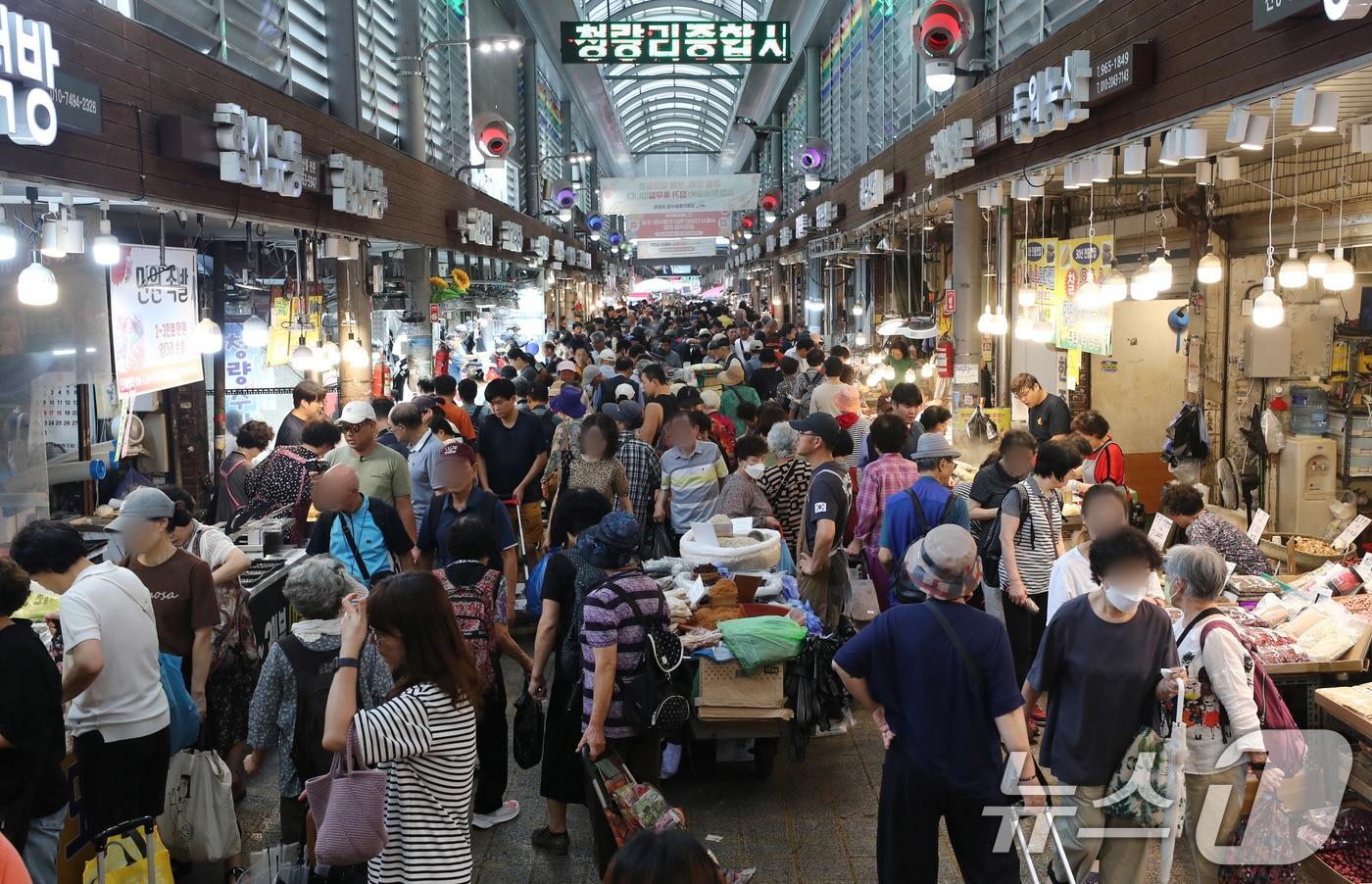 지난해 추석 연휴를 앞둔 서울 동대문구 경동시장.(자료사진)ⓒ News1 박세연 기자