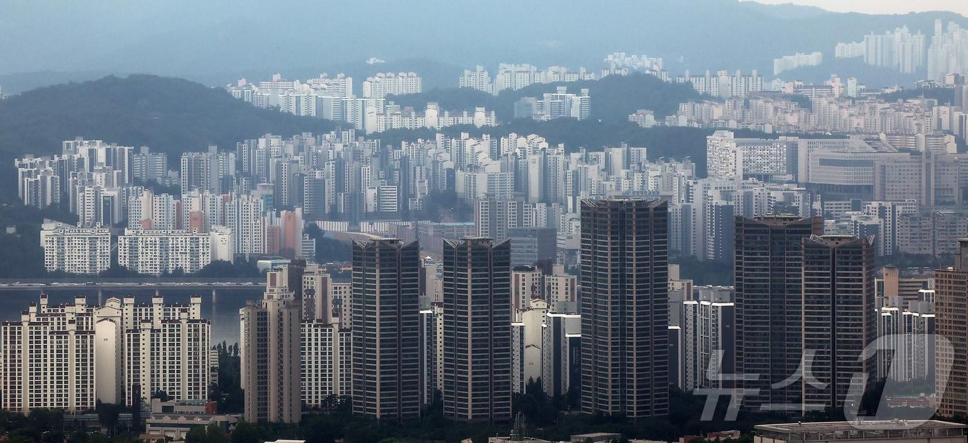 서울 중구 남산에서 바라본 아파트 단지./뉴스1 ⓒ News1 김진환 기자