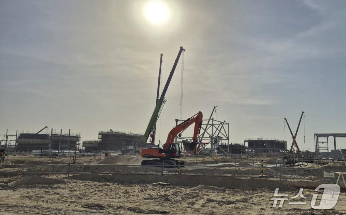 본문 이미지 - 사우디 아미랄 열병합발전소 전경. /뉴스1 ⓒ News1 윤주현기자.