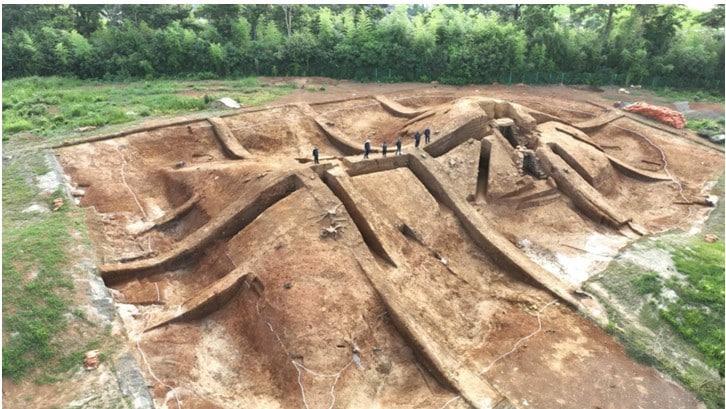 본문 이미지 - 함평 마산리 표산고분군 발굴 현장 전경 (국가유산청 제)