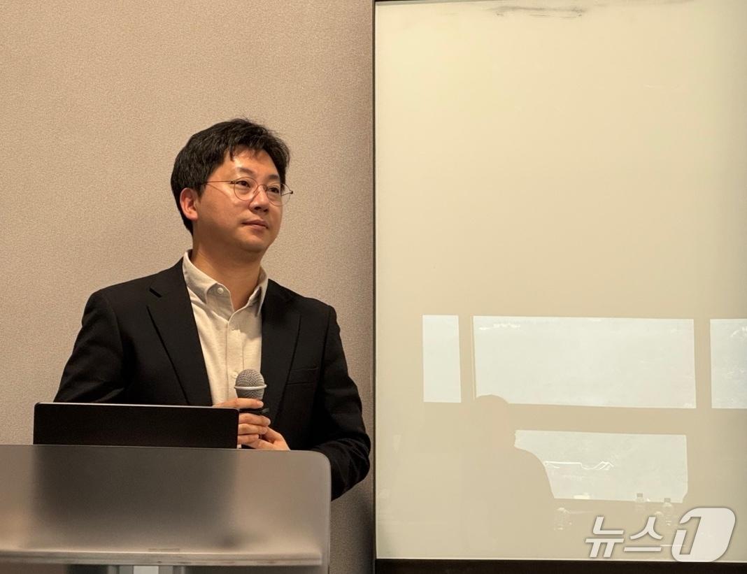 본문 이미지 - 권혁 한국인터넷진흥원 AI정부보호팀장이 N2SF 실증사업에 대해 설명하고 있다. ⓒ 뉴스1 이민주 기자