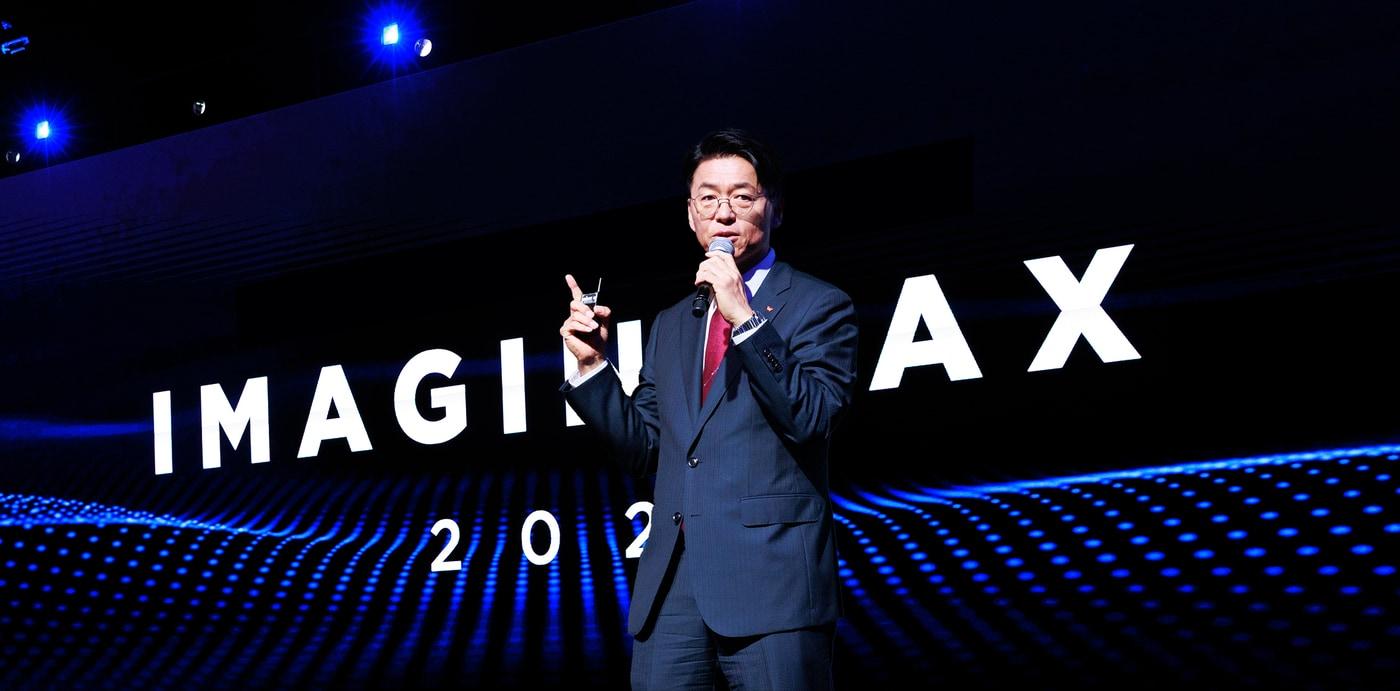 본문 이미지 - 김완종 SK AX 사장이 16일 서울 강남구 그랜드 인터컨티넨탈 파르나스 호텔에서 열린 'IMAGINE AX 2026' 콘퍼런스에서 기조 연설을 하고 있다.2026.06.16.(SK AX 제공)