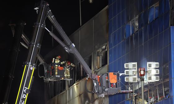 연락 두절 14명 수색 시작