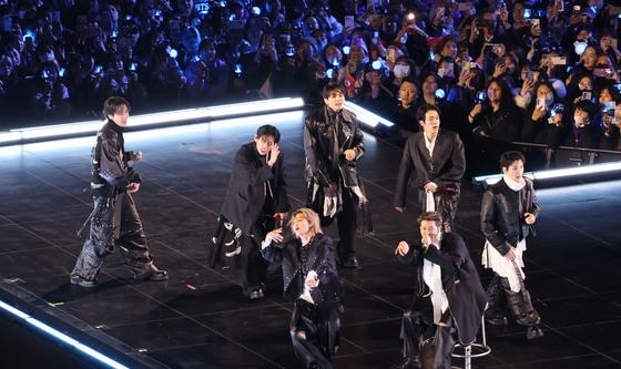 BTS 컴백, 열정적인 무대