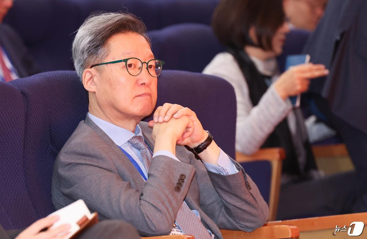 북·중 이상 기류 속 정재호 대사